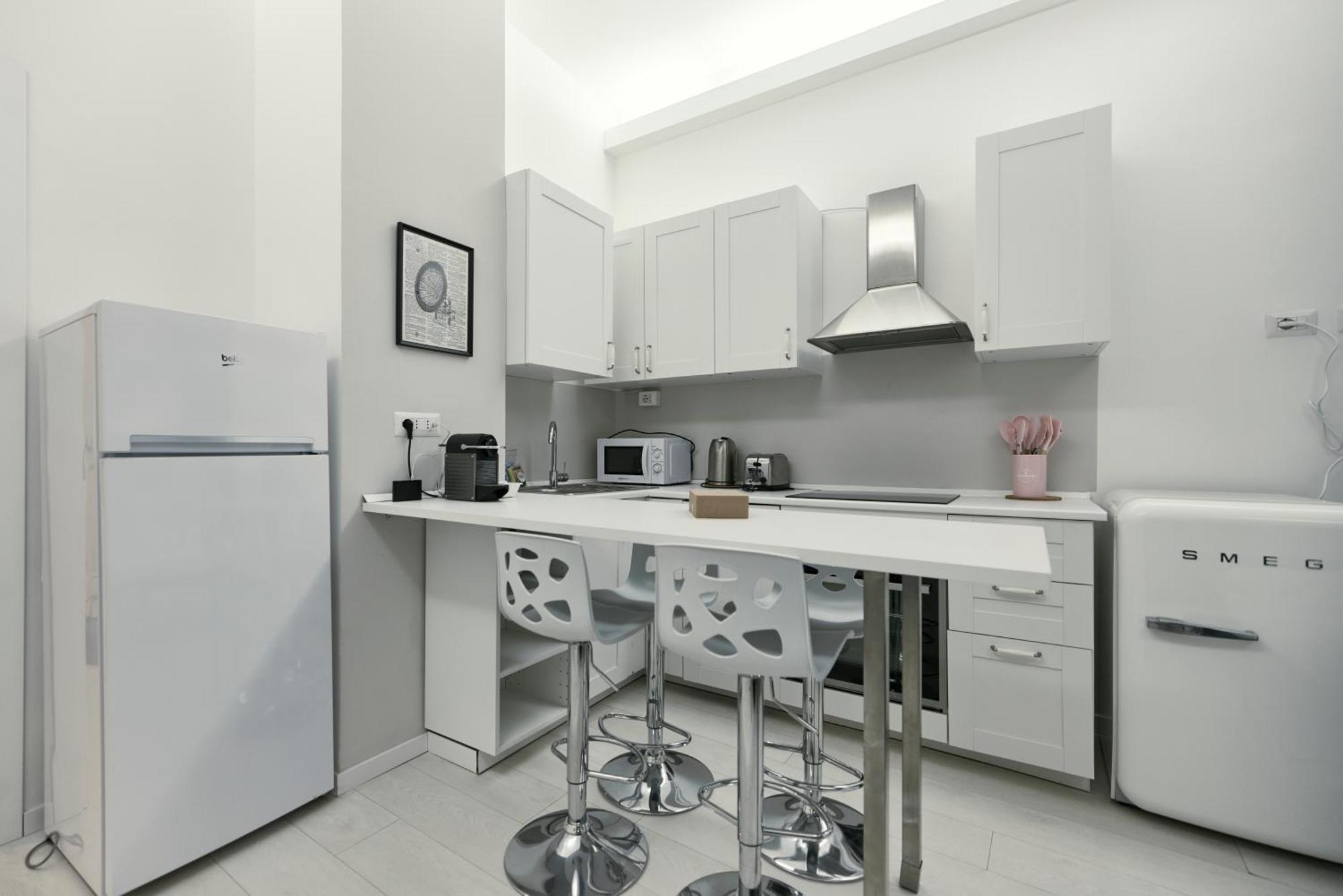 شقة Duomo View - 2 Min From Duomo Amazing Location ميلان المظهر الخارجي الصورة