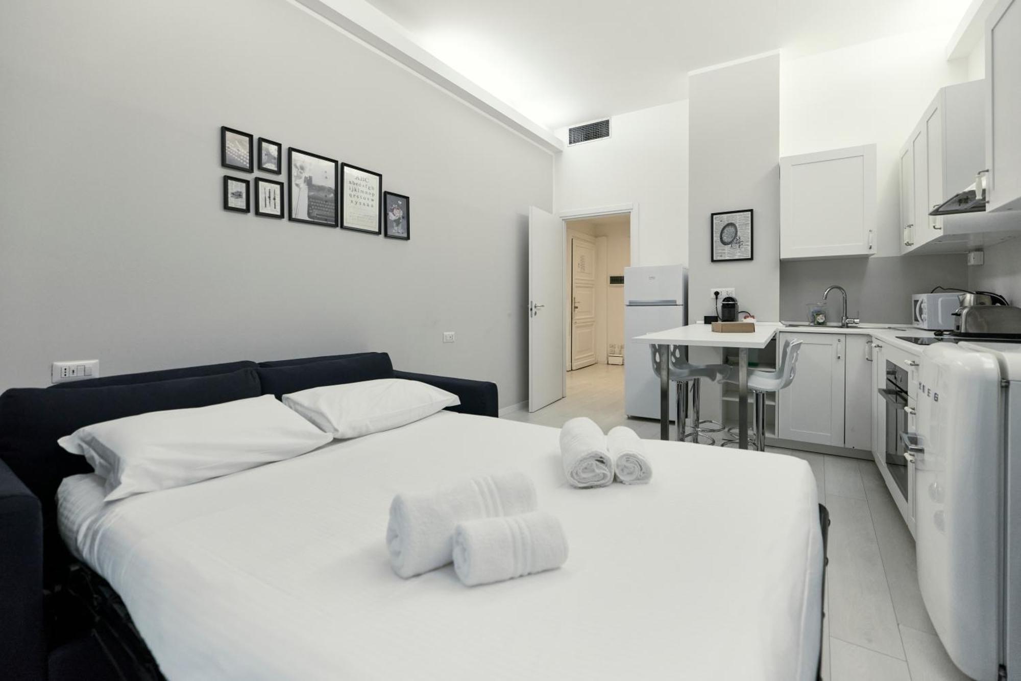 شقة Duomo View - 2 Min From Duomo Amazing Location ميلان المظهر الخارجي الصورة